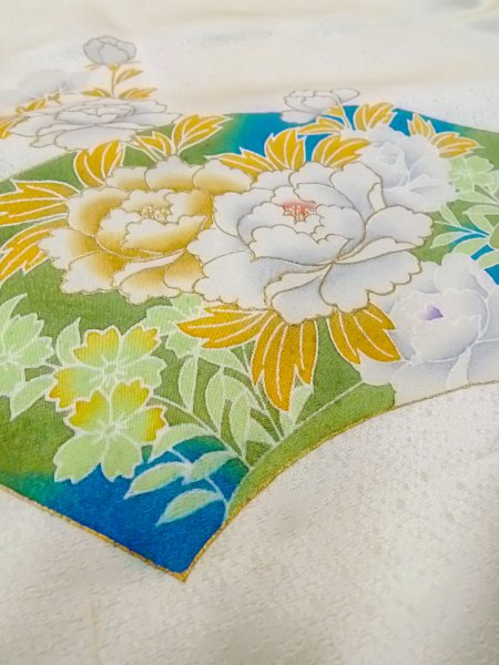 画像15: N1126T 女性用訪問着  シルク(正絹) 光沢のあるアイボリー, 桜 【中古】【USED】【リサイクル】 ★★☆☆☆【N1126T】 (15)