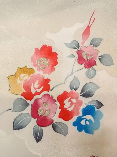 画像6: N1126U 女性用訪問着  シルク(正絹) 光沢のあるオフ ホワイト, バラ 【中古】【USED】【リサイクル】 ★★★☆☆【N1126U】 (6)