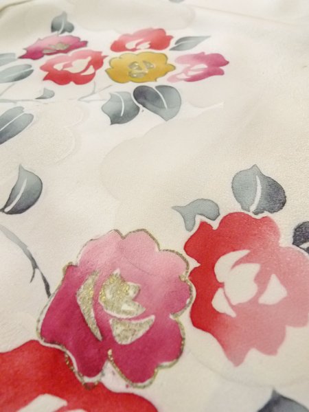 画像12: N1126U 女性用訪問着  シルク(正絹) 光沢のあるオフ ホワイト, バラ 【中古】【USED】【リサイクル】 ★★★☆☆【N1126U】 (12)