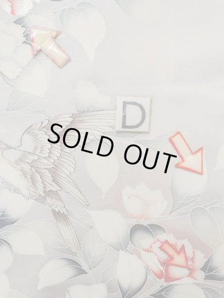 画像20: N1126V 女性用訪問着  シルク(正絹) 淡い灰色, 椿 【中古】【USED】【リサイクル】 ★★★☆☆【N1126V】 (20)