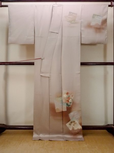 画像2: N1126Y 女性用訪問着  シルク（正絹） 淡いえんじ, 菊 【中古】【USED】【リサイクル】 ★★★☆☆【N1126Y】 (2)