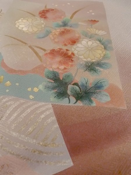 画像10: N1126Y 女性用訪問着  シルク（正絹） 淡いえんじ, 菊 【中古】【USED】【リサイクル】 ★★★☆☆【N1126Y】 (10)