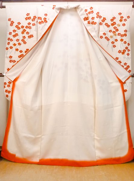 画像4: N1127D 女性用振袖  シルク（正絹） 淡い桃色, 梅 【中古】【USED】【リサイクル】 ★★★☆☆【N1127D】 (4)