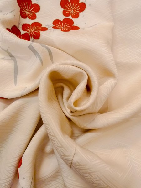 画像20: N1127D 女性用振袖  シルク（正絹） 淡い桃色, 梅 【中古】【USED】【リサイクル】 ★★★☆☆【N1127D】 (20)