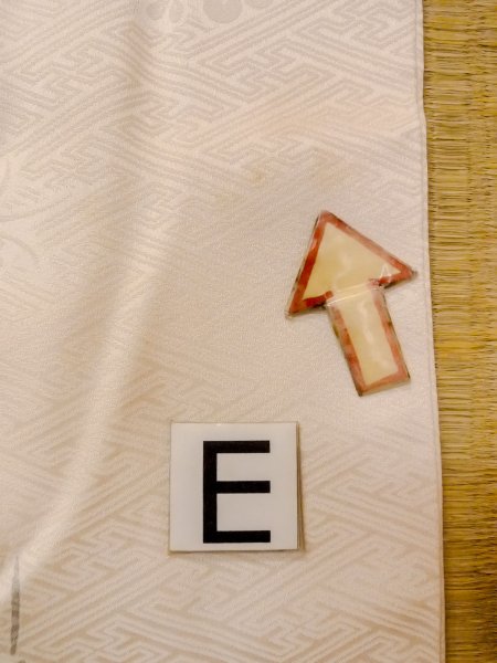 画像26: N1127D 女性用振袖  シルク（正絹） 淡い桃色, 梅 【中古】【USED】【リサイクル】 ★★★☆☆【N1127D】 (26)