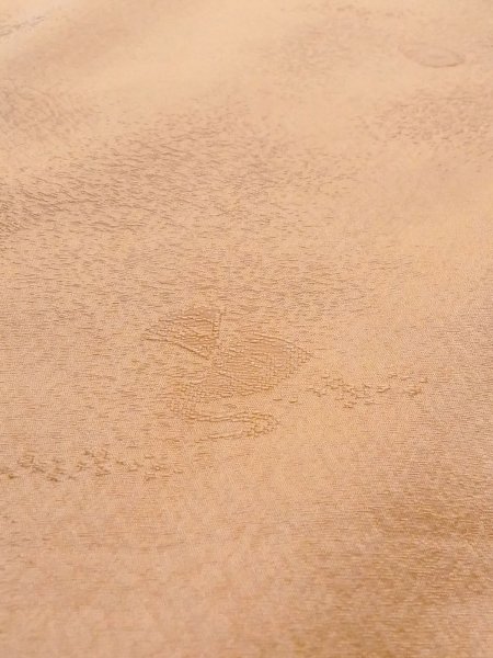 画像11: N1210D 女性用色無地  シルク(正絹) 淡い橙色, 抽象的模様 【中古】【USED】【リサイクル】 ★★★☆☆【N1210D】 (11)