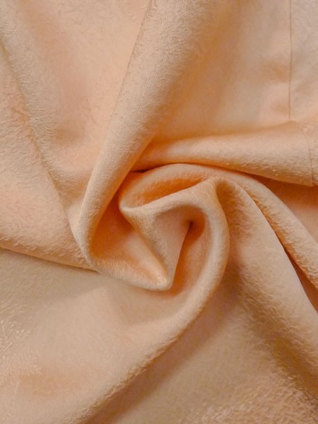 画像12: N1210D 女性用色無地  シルク(正絹) 淡い橙色, 抽象的模様 【中古】【USED】【リサイクル】 ★★★☆☆【N1210D】 (12)