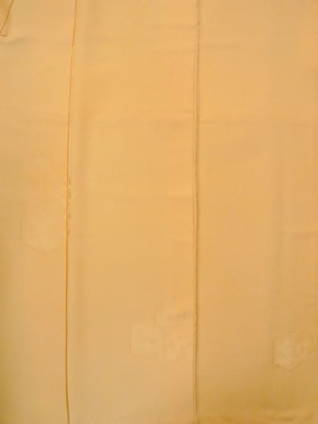 画像6: N1210E 女性用色無地  シルク(正絹) 淡い山吹,  【中古】【USED】【リサイクル】 ★★★☆☆【N1210E】 (6)