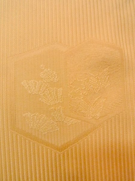 画像10: N1210E 女性用色無地  シルク(正絹) 淡い山吹,  【中古】【USED】【リサイクル】 ★★★☆☆【N1210E】 (10)