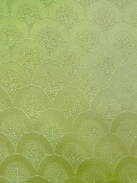 画像5: N1210F 女性用色無地  シルク(正絹) 薄い黄緑色, ぼかし 【中古】【USED】【リサイクル】 ★★☆☆☆【N1210F】 (5)