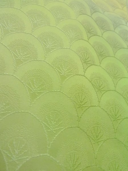 画像9: N1210F 女性用色無地  シルク(正絹) 薄い黄緑色, ぼかし 【中古】【USED】【リサイクル】 ★★☆☆☆【N1210F】 (9)