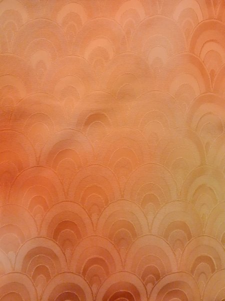 画像4: N1210G 女性用色無地  シルク(正絹) 淡い橙色, ぼかし 【中古】【USED】【リサイクル】 ★★★☆☆【N1210G】 (4)