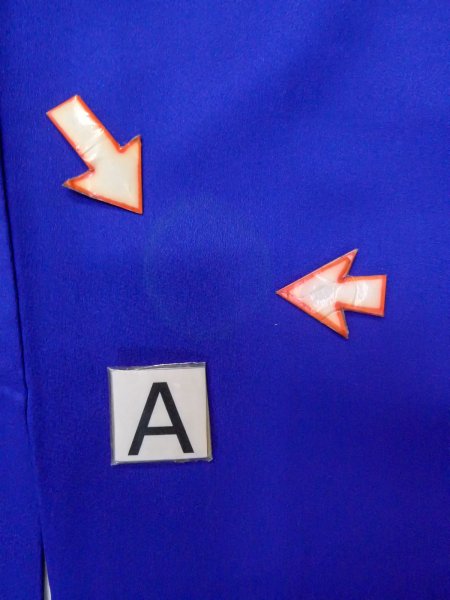 画像14: N1210I 女性用付下げ  シルク(正絹) 鮮やか青, 花 【中古】【USED】【リサイクル】 ★★☆☆☆【N1210I】 (14)