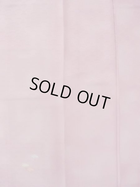 画像5: N1210J 女性用付下げ  シルク（正絹） 薄い灰色がかった桃色, ぼかし 【中古】【USED】【リサイクル】 ★★★☆☆【N1210J】 (5)