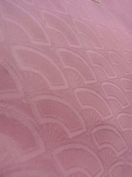 画像9: N1210J 女性用付下げ  シルク(正絹) 薄い灰色がかった桃色, ぼかし 【中古】【USED】【リサイクル】 ★★★☆☆【N1210J】 (9)