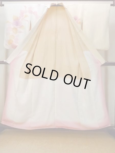 画像2: N1210K 女性用訪問着  シルク（正絹） 薄いアイボリー, 椿 【中古】【USED】【リサイクル】 ★★★☆☆【N1210K】 (2)