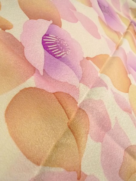 画像11: N1210K 女性用訪問着  シルク（正絹） 薄いアイボリー, 椿 【中古】【USED】【リサイクル】 ★★★☆☆【N1210K】 (11)