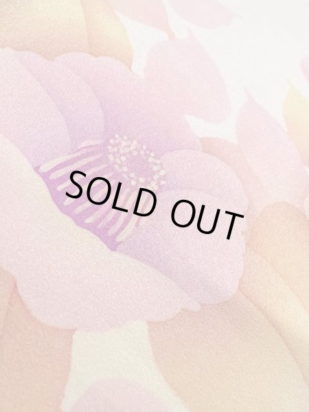 画像12: N1210K 女性用訪問着  シルク（正絹） 薄いアイボリー, 椿 【中古】【USED】【リサイクル】 ★★★☆☆【N1210K】 (12)