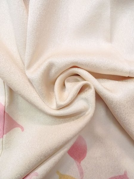 画像17: N1210K 女性用訪問着  シルク（正絹） 薄いアイボリー, 椿 【中古】【USED】【リサイクル】 ★★★☆☆【N1210K】 (17)