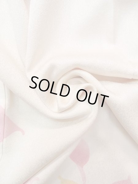 画像17: N1210K 女性用訪問着  シルク（正絹） 薄いアイボリー, 椿 【中古】【USED】【リサイクル】 ★★★☆☆【N1210K】 (17)