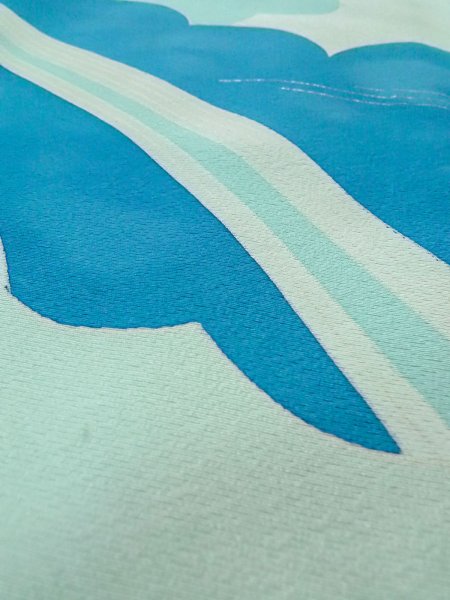 画像9: N1210M 女性用付下げ  シルク(正絹) 淡い水色, 雲 【中古】【USED】【リサイクル】 ★★★☆☆【N1210M】 (9)