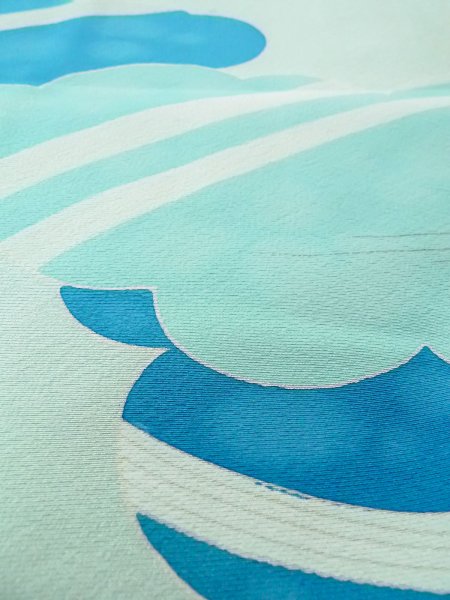 画像11: N1210M 女性用付下げ  シルク(正絹) 淡い水色, 雲 【中古】【USED】【リサイクル】 ★★★☆☆【N1210M】 (11)