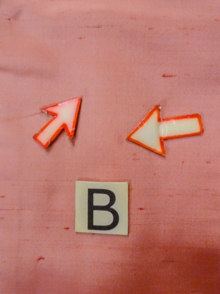 画像17: N1210P 女性用紬  シルク(正絹) 淡い珊瑚色, 菊 【中古】【USED】【リサイクル】 ★★☆☆☆【N1210P】 (17)