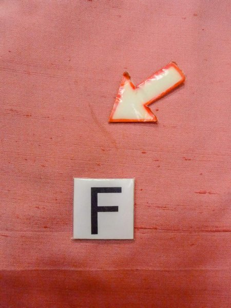 画像21: N1210P 女性用紬  シルク(正絹) 淡い珊瑚色, 菊 【中古】【USED】【リサイクル】 ★★☆☆☆【N1210P】 (21)