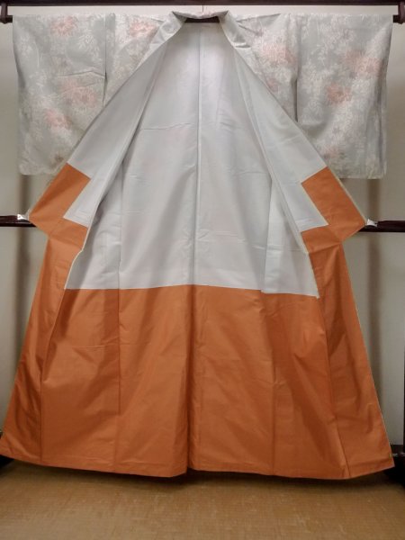 画像2: N1210S 女性用紬  シルク(正絹) 淡いマルチカラー, 花 【中古】【USED】【リサイクル】 ★★★☆☆【N1210S】 (2)