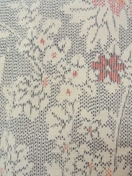 画像7: N1210S 女性用紬  シルク(正絹) 淡いマルチカラー, 花 【中古】【USED】【リサイクル】 ★★★☆☆【N1210S】 (7)