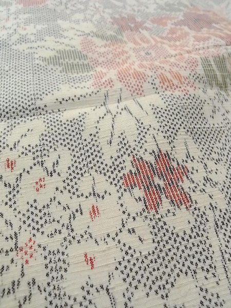 画像10: N1210S 女性用紬  シルク(正絹) 淡いマルチカラー, 花 【中古】【USED】【リサイクル】 ★★★☆☆【N1210S】 (10)