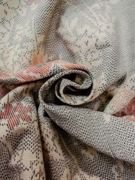 画像12: N1210S 女性用紬  シルク(正絹) 淡いマルチカラー, 花 【中古】【USED】【リサイクル】 ★★★☆☆【N1210S】 (12)