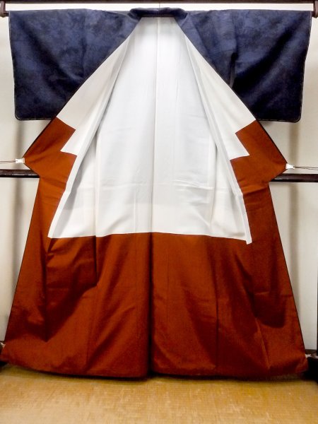 画像2: N1210W 女性用紬 十日町紬 シルク(正絹) 深い藍, 菊 【中古】【USED】【リサイクル】 ★★★☆☆【N1210W】 (2)