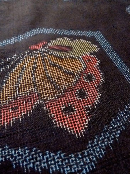 画像8: N1210X 女性用紬  シルク(正絹) 黒, 蝶々 【中古】【USED】【リサイクル】 ★★★☆☆【N1210X】 (8)