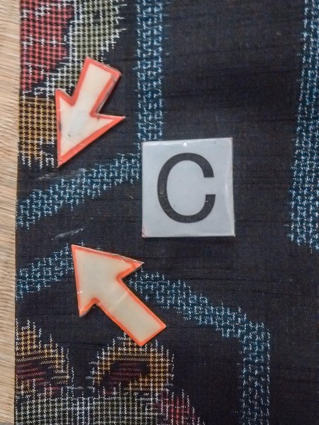 画像16: N1210X 女性用紬  シルク(正絹) 黒, 蝶々 【中古】【USED】【リサイクル】 ★★★☆☆【N1210X】 (16)