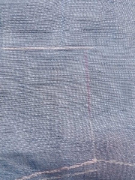 画像7: N1210Y 女性用紬  シルク(正絹) 淡い灰色がかった水色, 幾何学模様 【中古】【USED】【リサイクル】 ★★★☆☆【N1210Y】 (7)