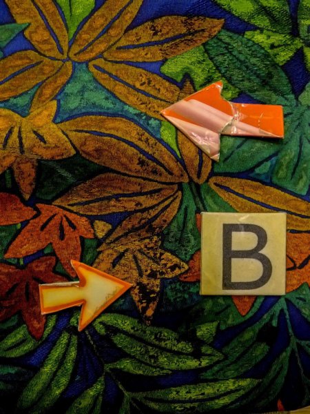 画像15: N1211A 女性用小紋  シルク(正絹) 深い紺, 梅 【中古】【USED】【リサイクル】 ★★★☆☆【N1211A】 (15)