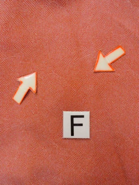 画像20: N1211E 女性用小紋 江戸小紋 シルク(正絹) 朱赤, 青海波 【中古】【USED】【リサイクル】 ★★☆☆☆【N1211E】 (20)