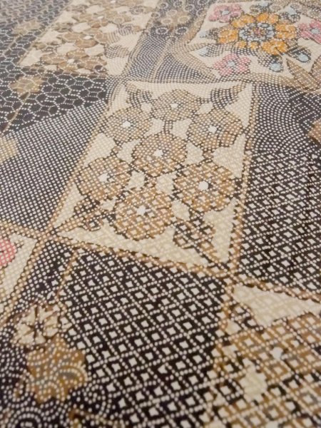 画像8: N1211F 女性用紬 染大島 シルク(正絹) 深いマルチカラー, もみじ 【中古】【USED】【リサイクル】 ★★★☆☆【N1211F】 (8)