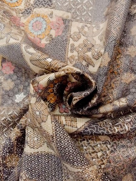 画像11: N1211F 女性用紬 染大島 シルク(正絹) 深いマルチカラー, もみじ 【中古】【USED】【リサイクル】 ★★★☆☆【N1211F】 (11)