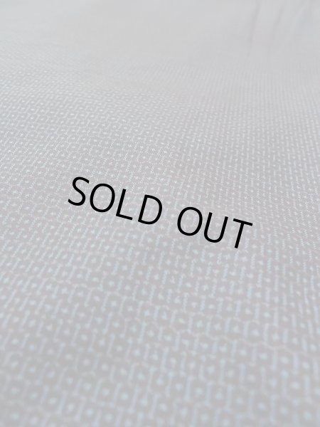 画像10: N1226B 男性用着物 大島紬 シルク(正絹) 青み灰色, 亀甲 【中古】【USED】【リサイクル】 ★★☆☆☆【N1226B】 (10)