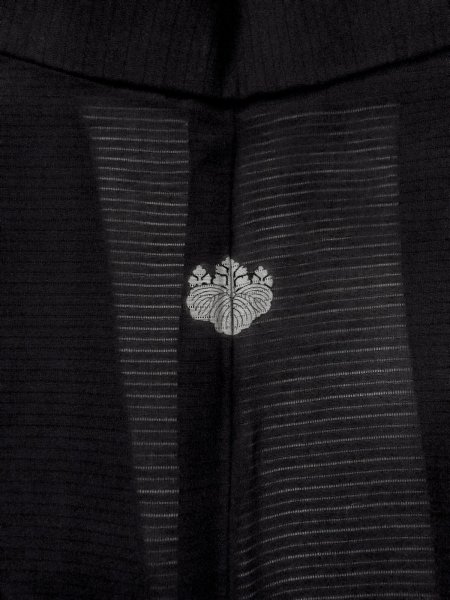 画像3: N1226N 女性用喪服  シルク(正絹) 黒,  【中古】【USED】【リサイクル】 ★☆☆☆☆【N1226N】 (3)