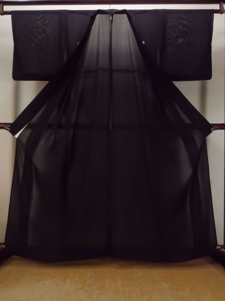 画像2: N1226Q 女性用喪服  シルク（正絹） 黒,  【中古】【USED】【リサイクル】 ★★★★☆【N1226Q】 (2)