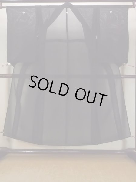 画像1: N1226U 女性用喪服  シルク（正絹） 黒,  【中古】【USED】【リサイクル】 ★★★☆☆【N1226U】 (1)