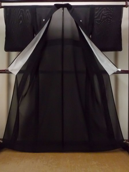 画像2: N1226V 女性用喪服  シルク（正絹） 黒,  【中古】【USED】【リサイクル】 ★★★☆☆【N1226V】 (2)