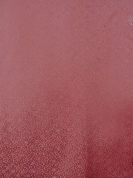 画像4: O0117E 女性用色無地  シルク(正絹) 赤み珊瑚色,  【中古】【USED】【リサイクル】 ★★★☆☆【O0117E】 (4)