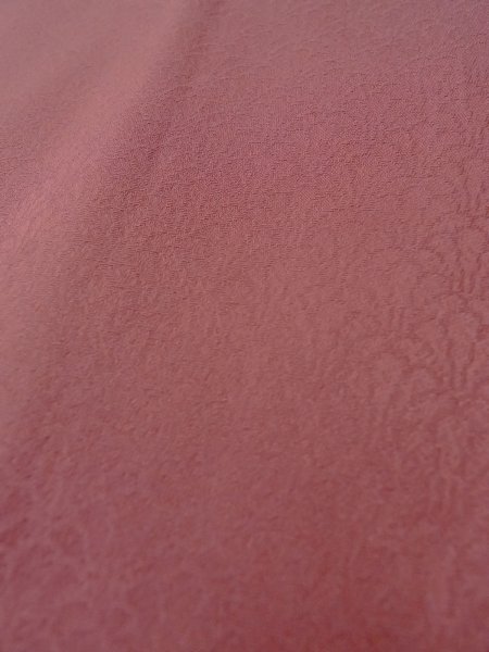 画像9: O0117E 女性用色無地  シルク(正絹) 赤み珊瑚色,  【中古】【USED】【リサイクル】 ★★★☆☆【O0117E】 (9)