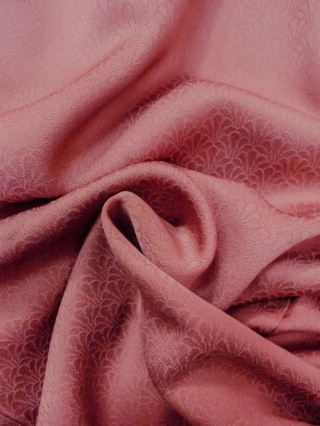 画像13: O0117E 女性用色無地  シルク(正絹) 赤み珊瑚色,  【中古】【USED】【リサイクル】 ★★★☆☆【O0117E】 (13)