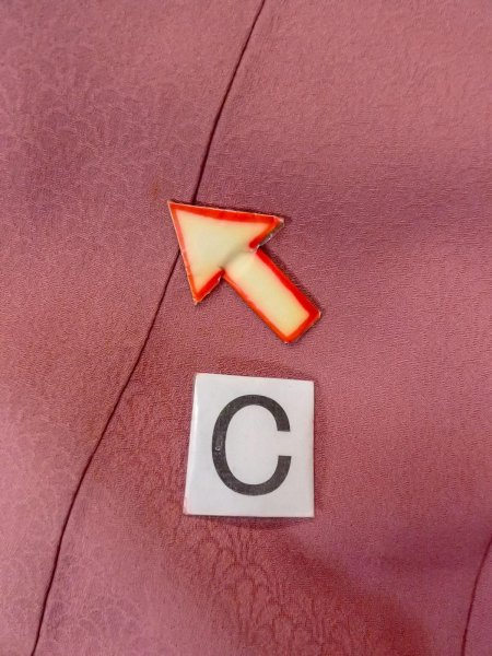 画像17: O0117E 女性用色無地  シルク(正絹) 赤み珊瑚色,  【中古】【USED】【リサイクル】 ★★★☆☆【O0117E】 (17)