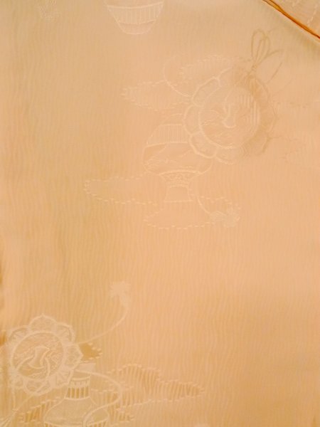 画像3: O0117M 女性用色無地  シルク(正絹) 薄い橙色,  【中古】【USED】【リサイクル】 ★★★☆☆【O0117M】 (3)